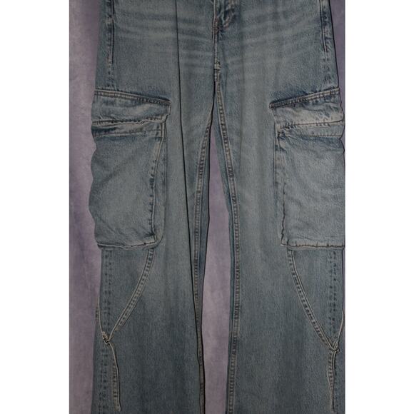 Zara Women's Skinny Jeans - Light Blue - Picture 3 of 9